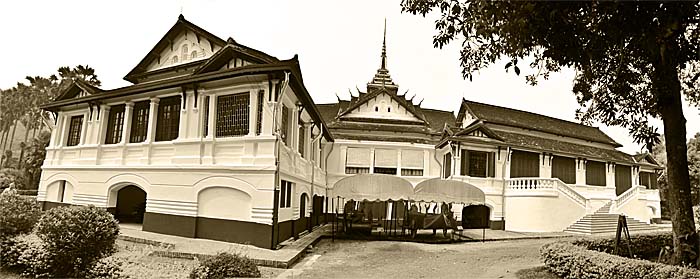 The Royal Palace, East Wing, Luang Prabang by Asienreisender